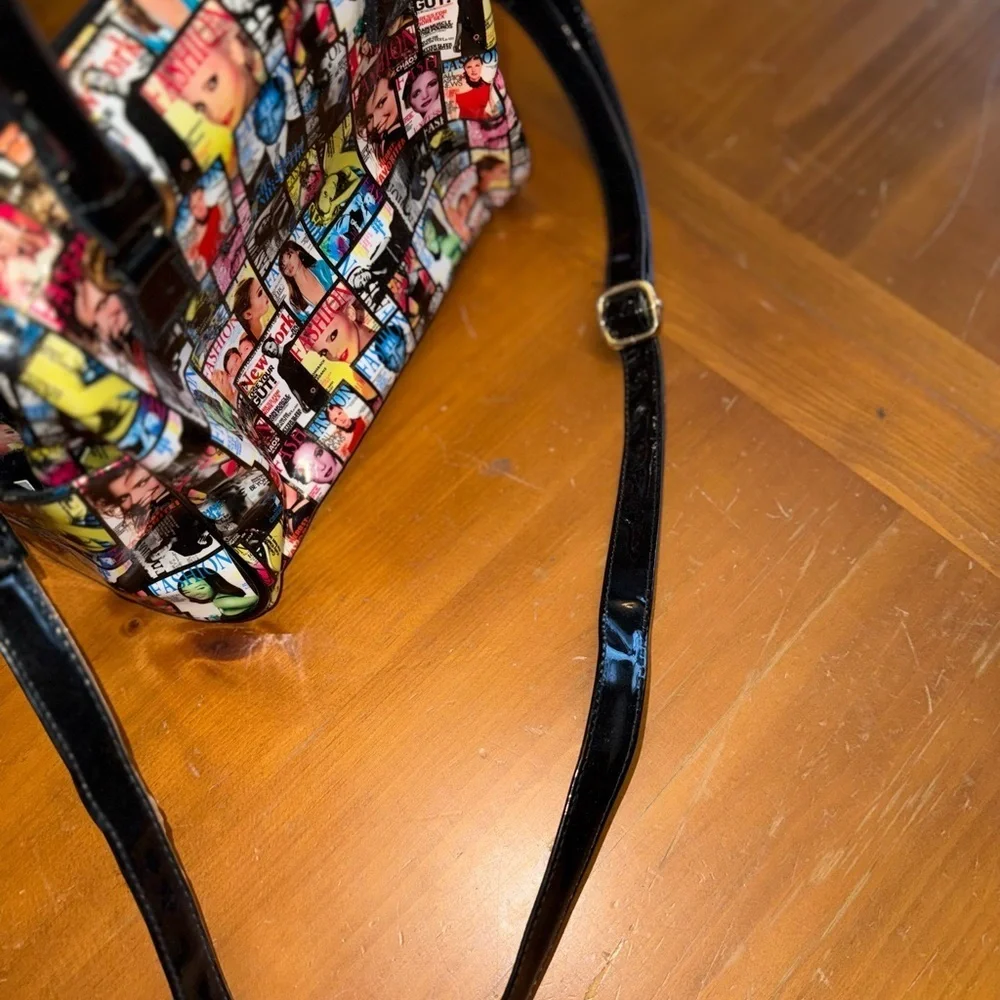 Glossy Fashion Magazine Print Shoulder/ Hand Bag Fashionable Classic Artsy Chic